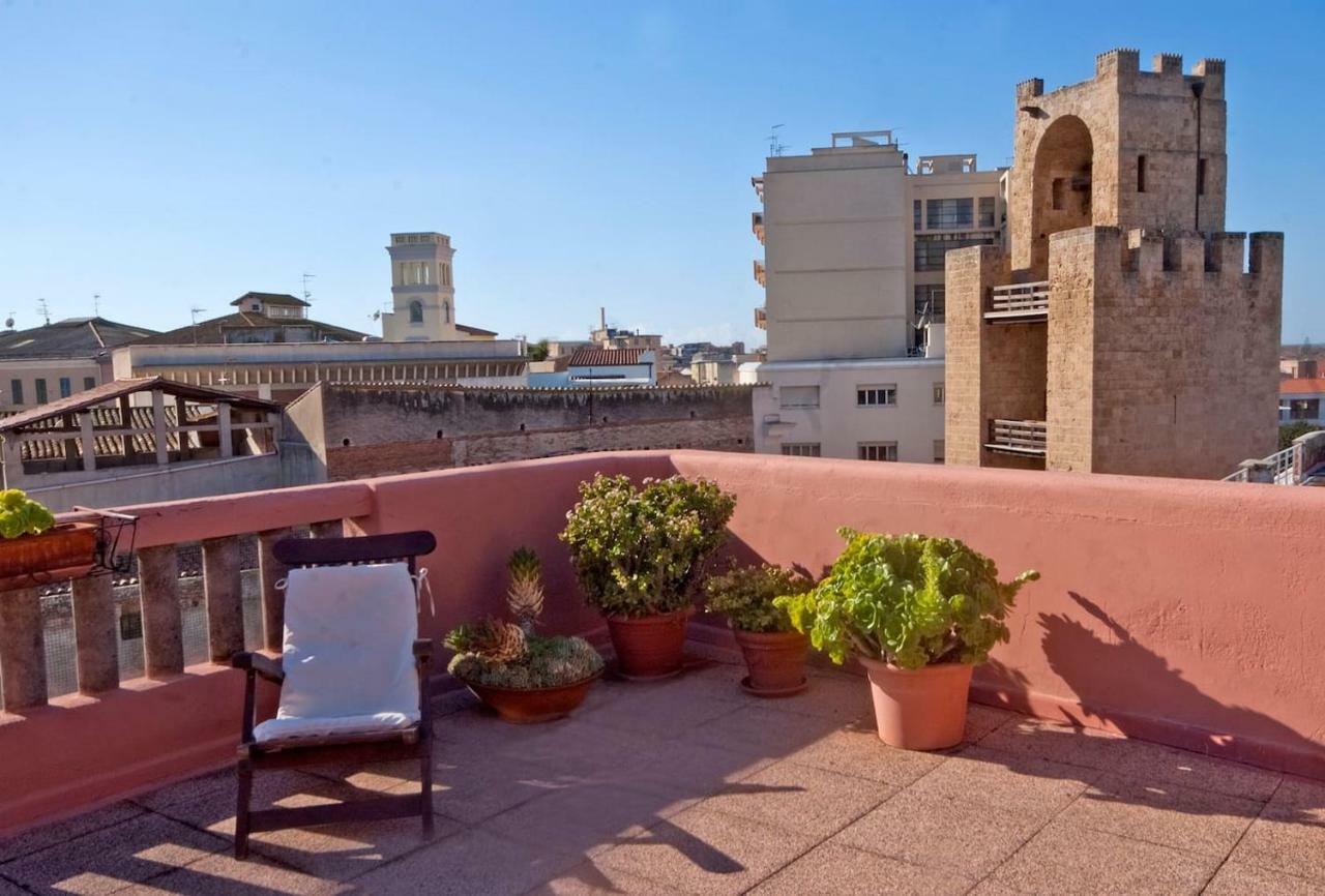Attico In Centro Con Vista Della Torre - Cozy Penthouse Facing To The Tower Apartment โอริสตาโน ภายนอก รูปภาพ