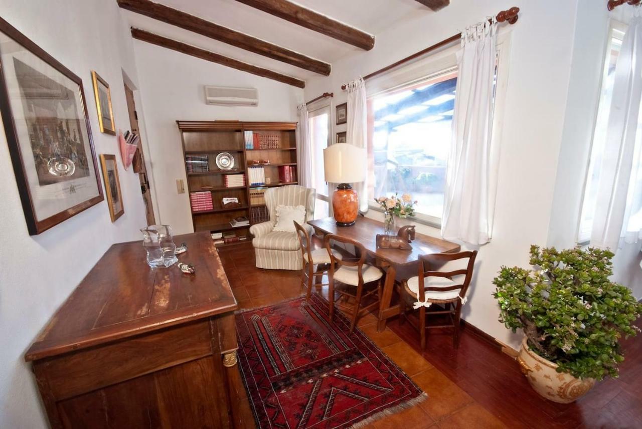 Attico In Centro Con Vista Della Torre - Cozy Penthouse Facing To The Tower Apartment โอริสตาโน ภายนอก รูปภาพ