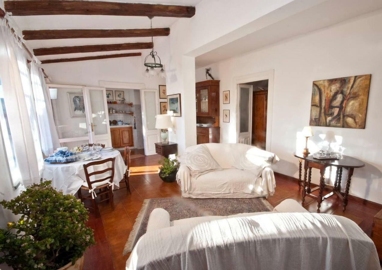 Attico In Centro Con Vista Della Torre - Cozy Penthouse Facing To The Tower Apartment โอริสตาโน ภายนอก รูปภาพ